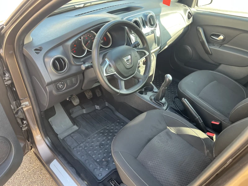 Dacia Logan 1.2 16V ПЕРФЕКТНА !, снимка 8 - Автомобили и джипове - 53200789