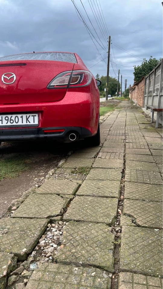 Mazda 6 2.0 TDCI, снимка 10 - Автомобили и джипове - 47184849