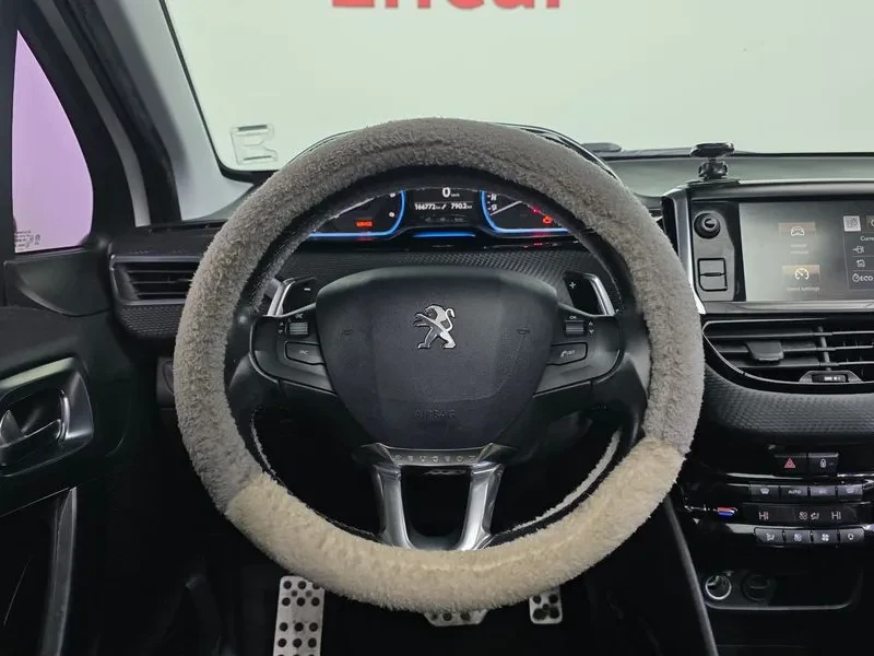 Peugeot 2008 1.6 E-Hdi Pelin S, снимка 13 - Автомобили и джипове - 54930141