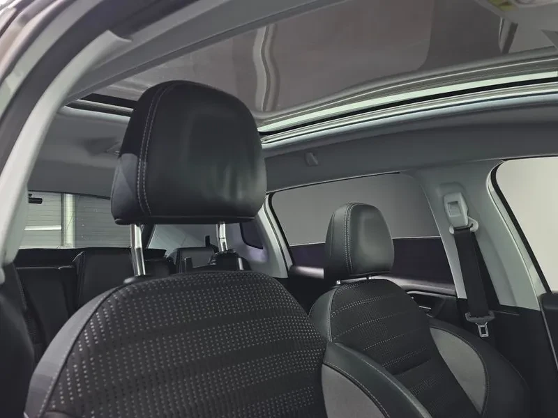 Peugeot 2008 1.6 E-Hdi Pelin S, снимка 16 - Автомобили и джипове - 54930141