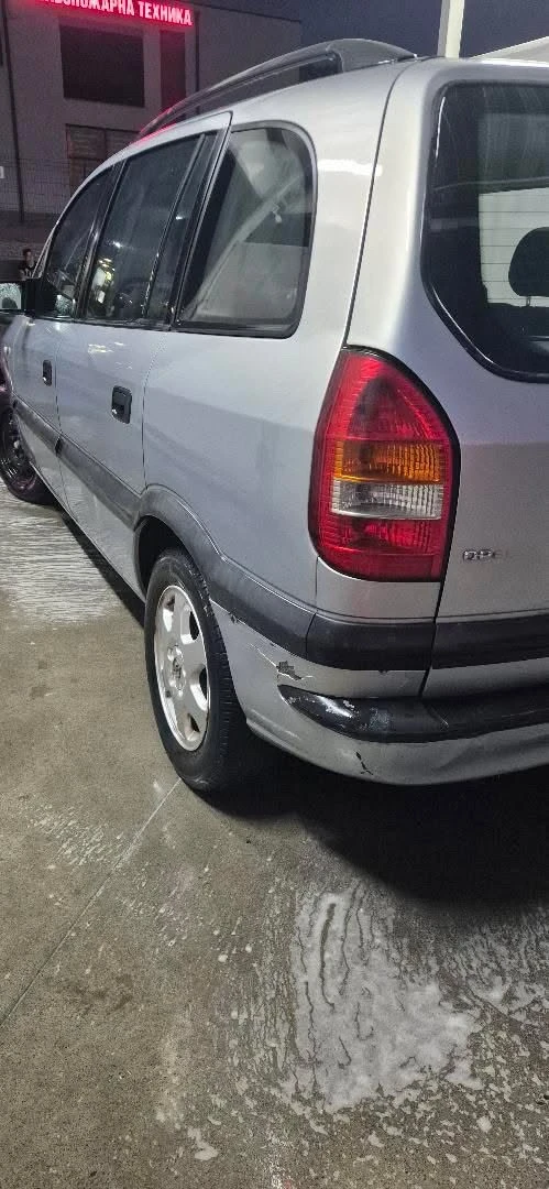 Opel Zafira A, снимка 4 - Автомобили и джипове - 56163861