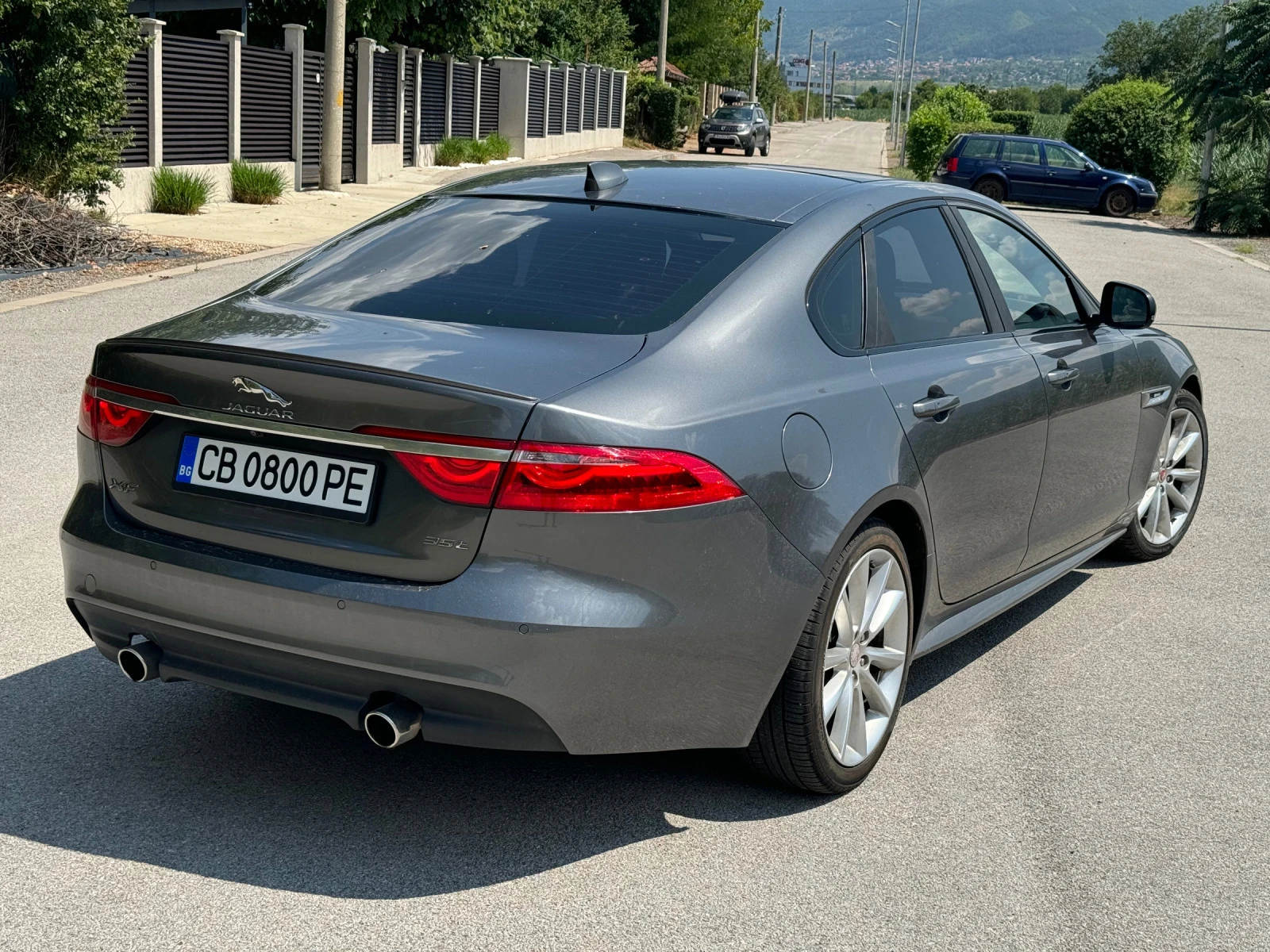 Jaguar Xf R-Sport - изображение 5