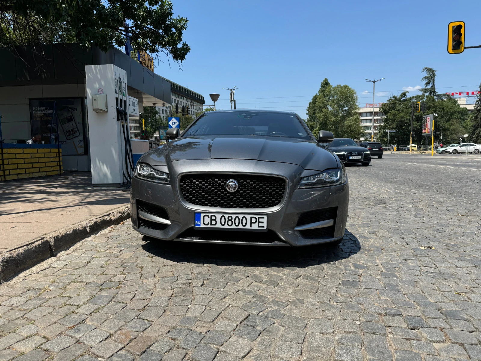 Jaguar Xf R-Sport - изображение 2