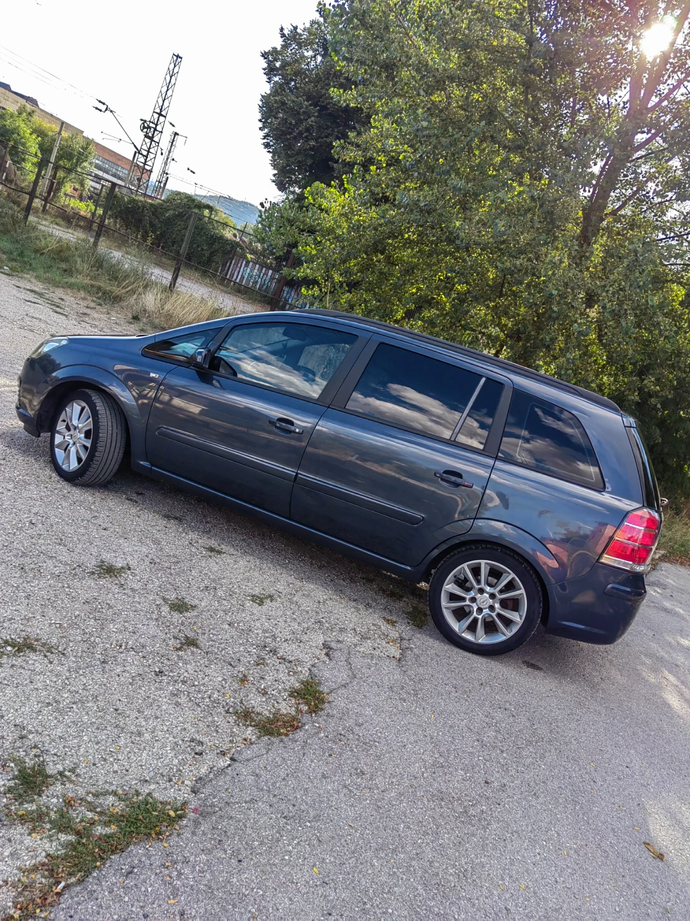 Opel Zafira 1.6 105кс Холандия - изображение 8