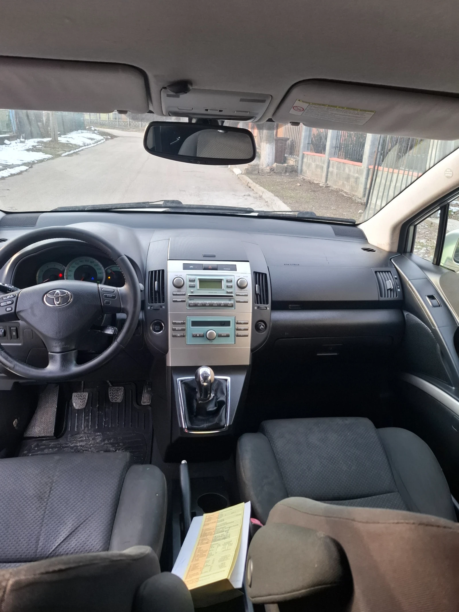 Toyota Corolla verso 2.2d 136, кс 2007г - изображение 6