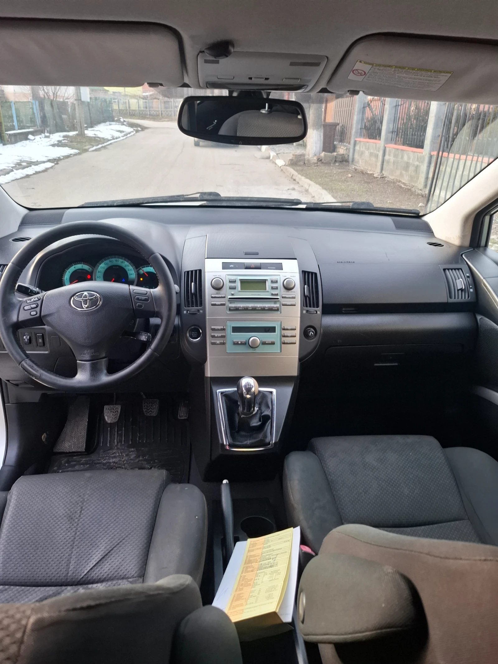 Toyota Corolla verso 2.2d 136, кс 2007г - изображение 7