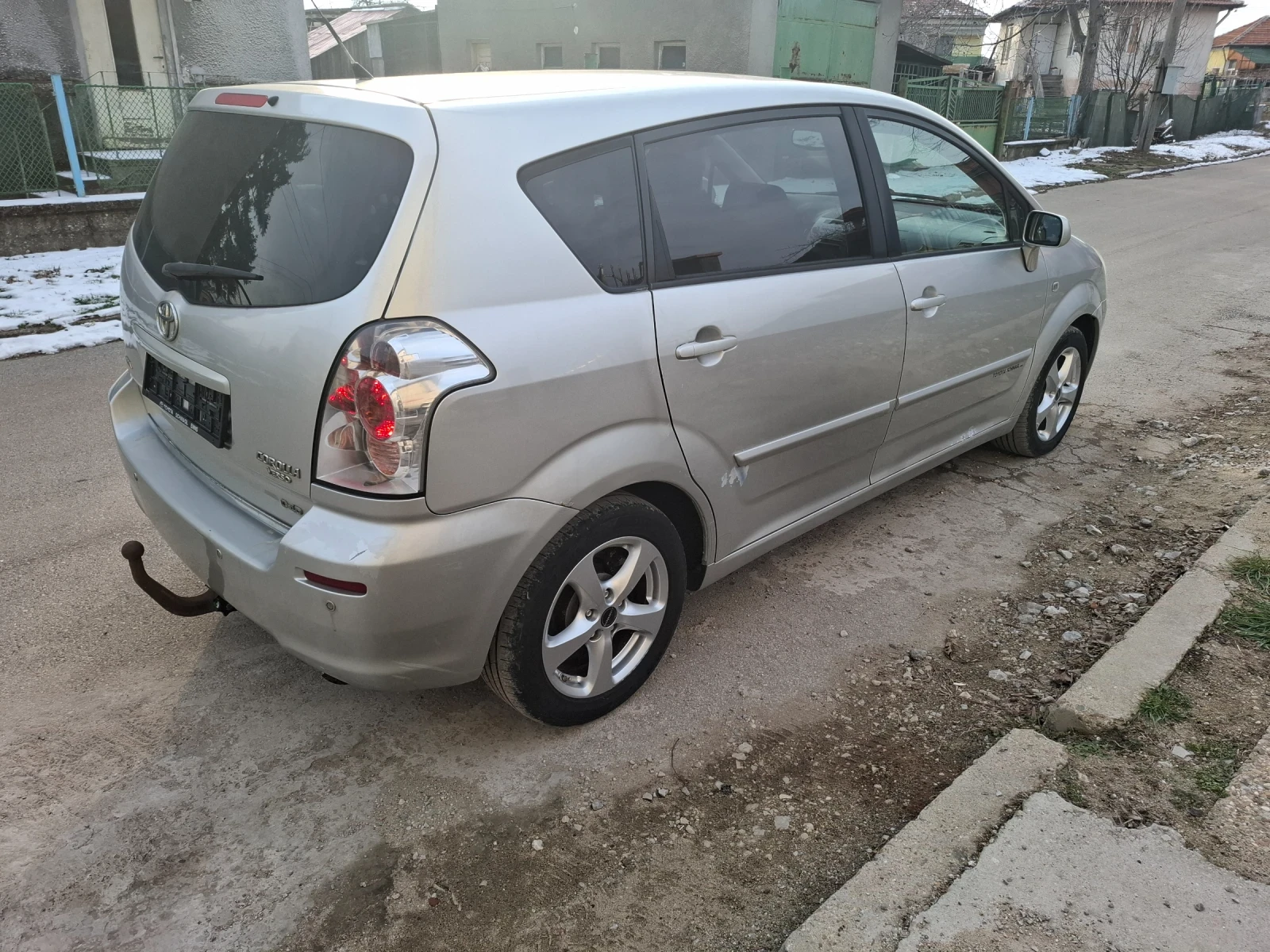 Toyota Corolla verso 2.2d 136, кс 2007г - изображение 2