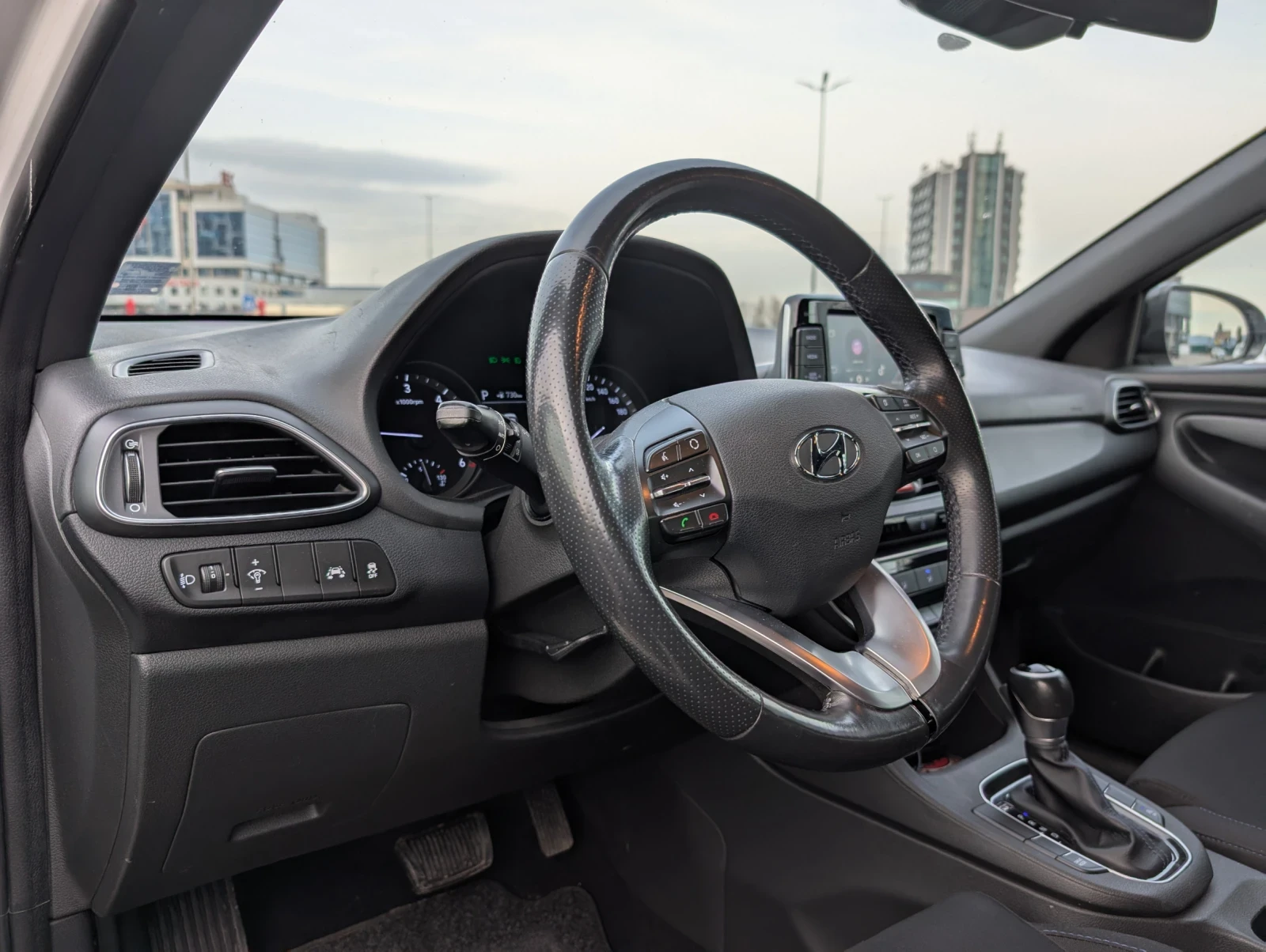 Hyundai I30 1.6 crdi - изображение 4