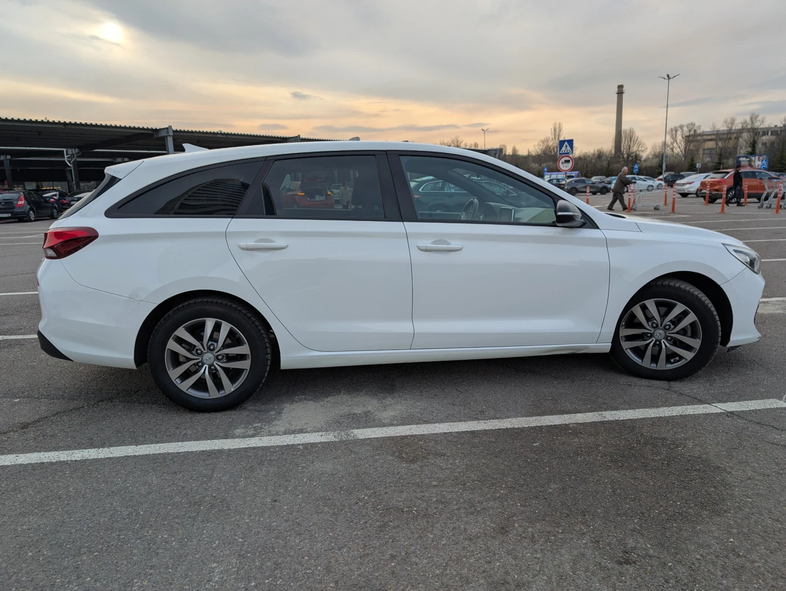 Hyundai I30 1.6 crdi - изображение 9