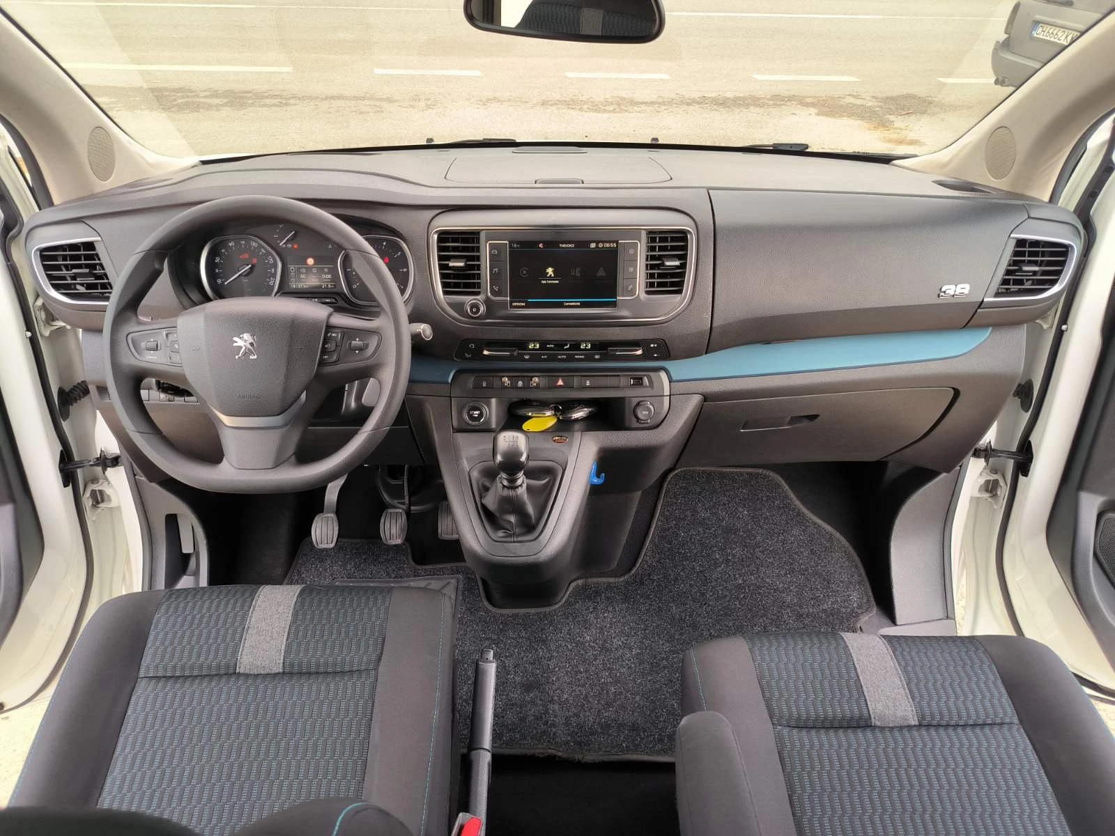 Peugeot Traveler 1.6d-Navi-Kamera-8m-6sk-Euro-6B | Mobile.bg   14