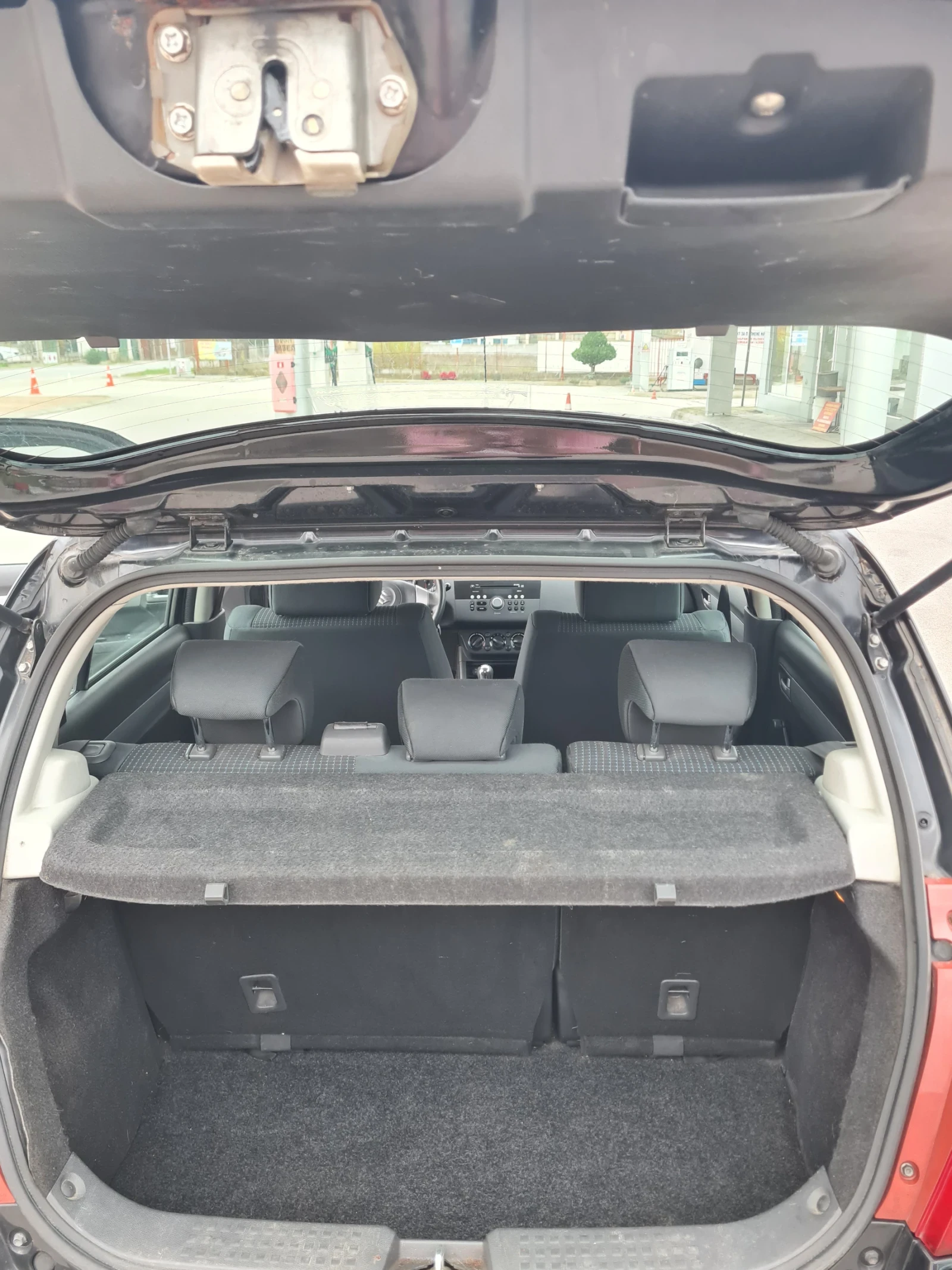 Suzuki Swift 1.4куб.80к.с.2007г. Дизел  - изображение 8