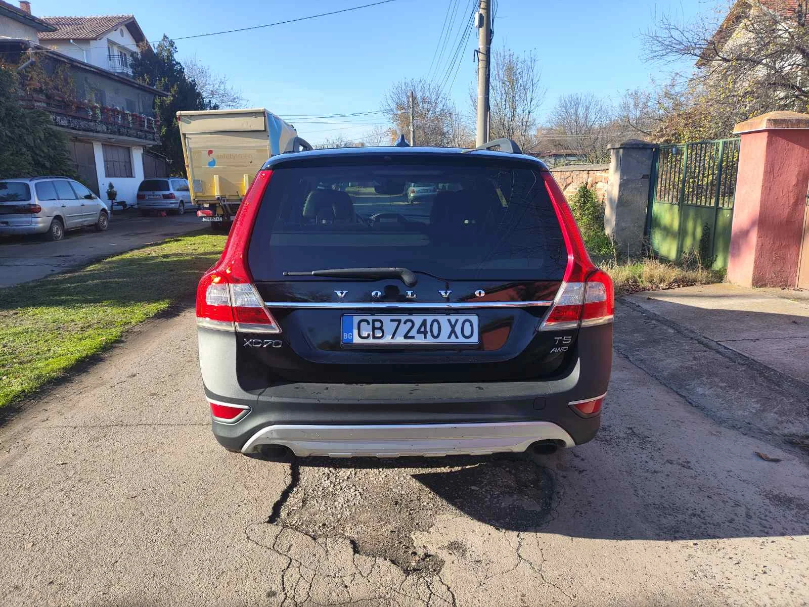 Volvo Xc70 T5 AWD - изображение 7