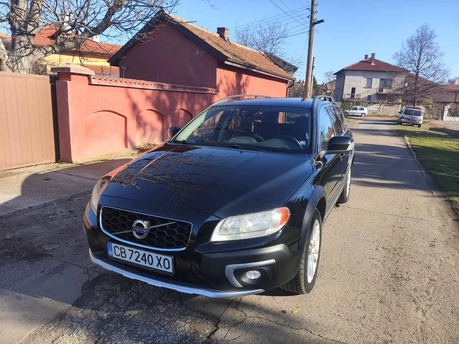 Volvo Xc70 T5 AWD - изображение 2