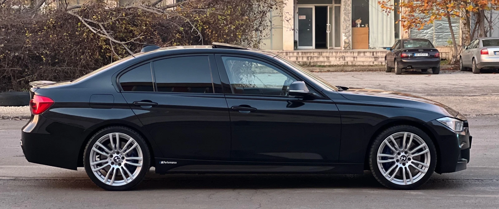 BMW 330 M-PACK/HUD/KEYLESS-GO/LOGIC7/FULL | Mobile.bg   4