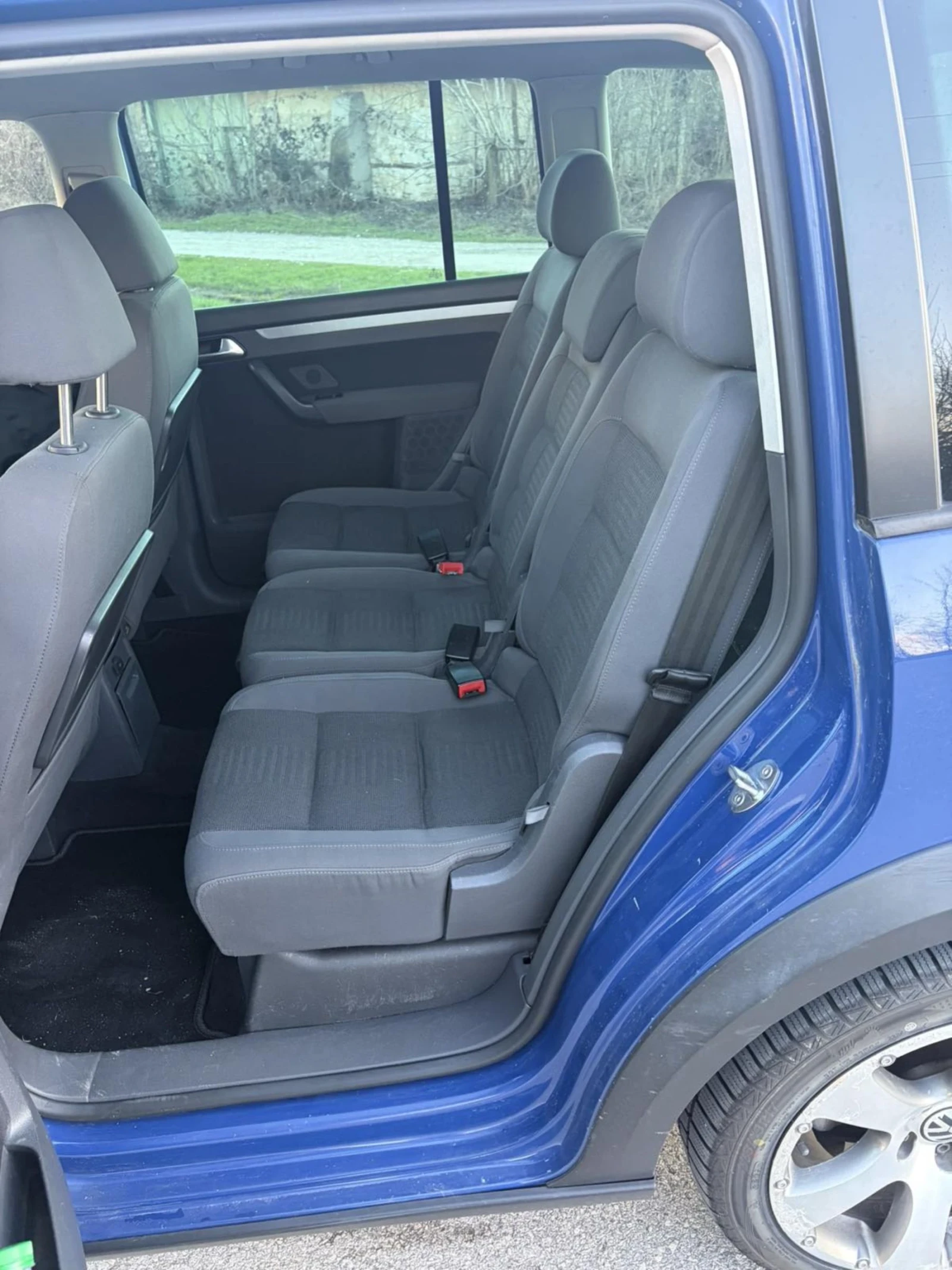 VW Touran 2.0TDI 170 CROSS, снимка 13 - Автомобили и джипове - 53824884