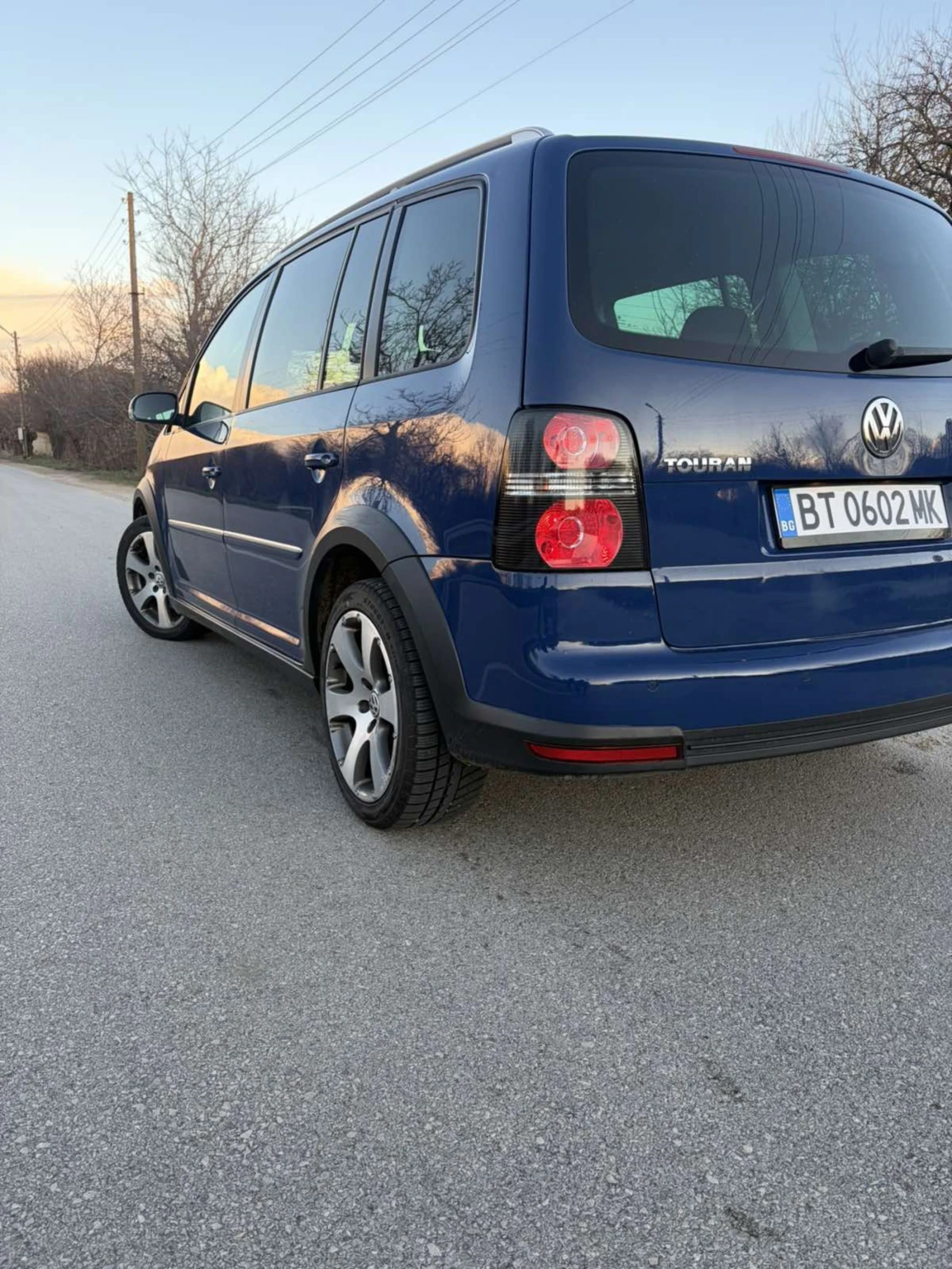 VW Touran 2.0TDI 170 CROSS, снимка 8 - Автомобили и джипове - 53824884