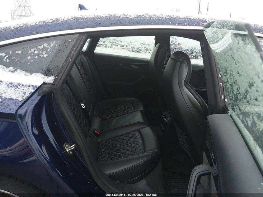 Audi S5 3.0l 3.0T Premium, снимка 8 - Автомобили и джипове - 53910808