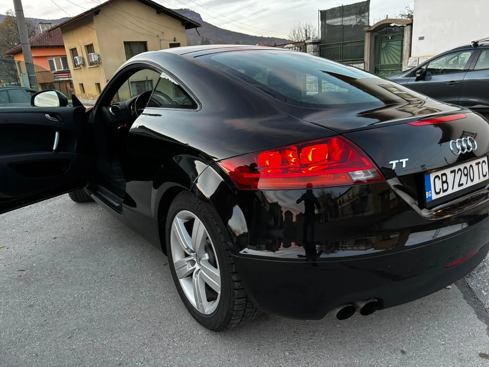 Audi Tt, снимка 3 - Автомобили и джипове - 54172965