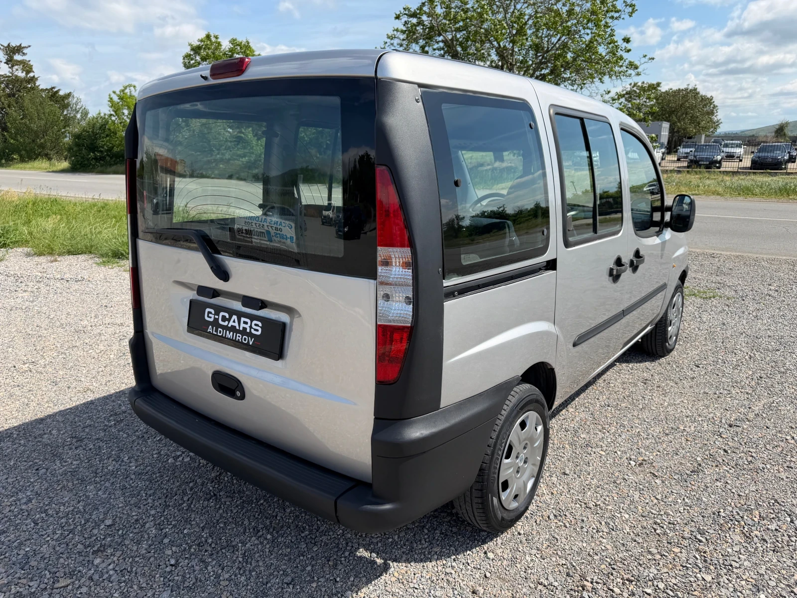 Fiat Doblo 1.9/КЛИМАТИК , снимка 4 - Автомобили и джипове - 54652763