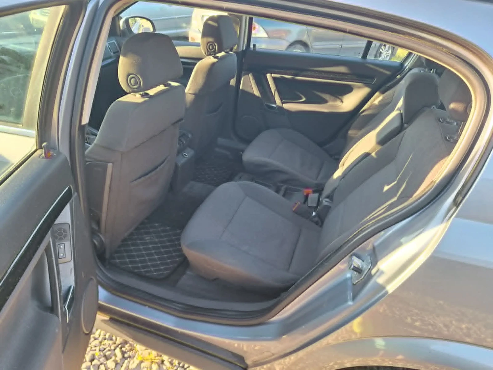 Opel Signum 2.0 turbo клима, снимка 12 - Автомобили и джипове - 54682244