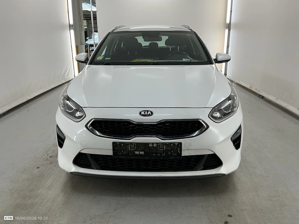 Kia Ceed SPORTSWAGON 1.6 CRDI 115 | Mobile.bg � ����������� 2