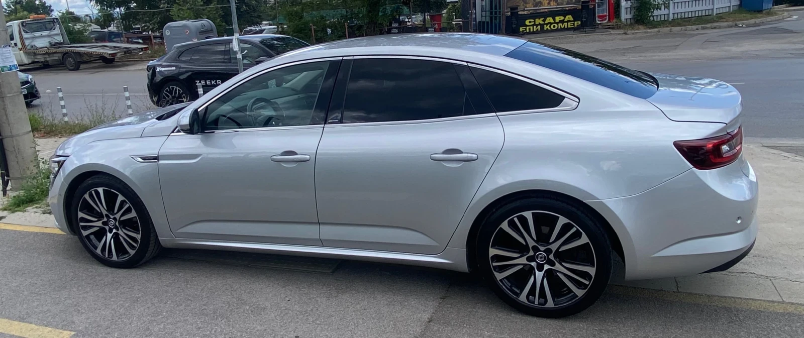 Renault Talisman INITIALE-PARIS Всички екстри!, снимка 4 - Автомобили и джипове - 55178293