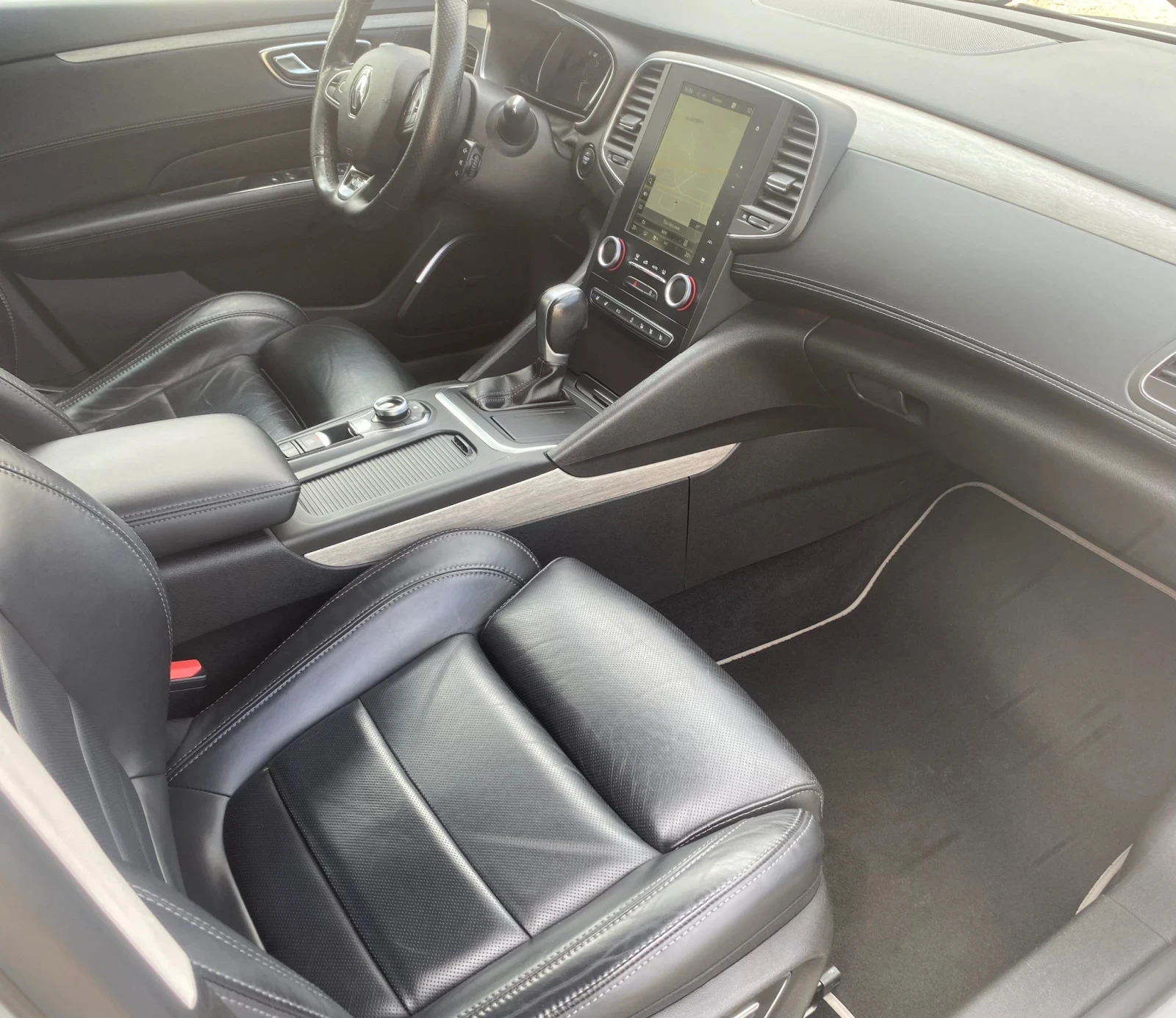 Renault Talisman INITIALE-PARIS Всички екстри!, снимка 8 - Автомобили и джипове - 55178293