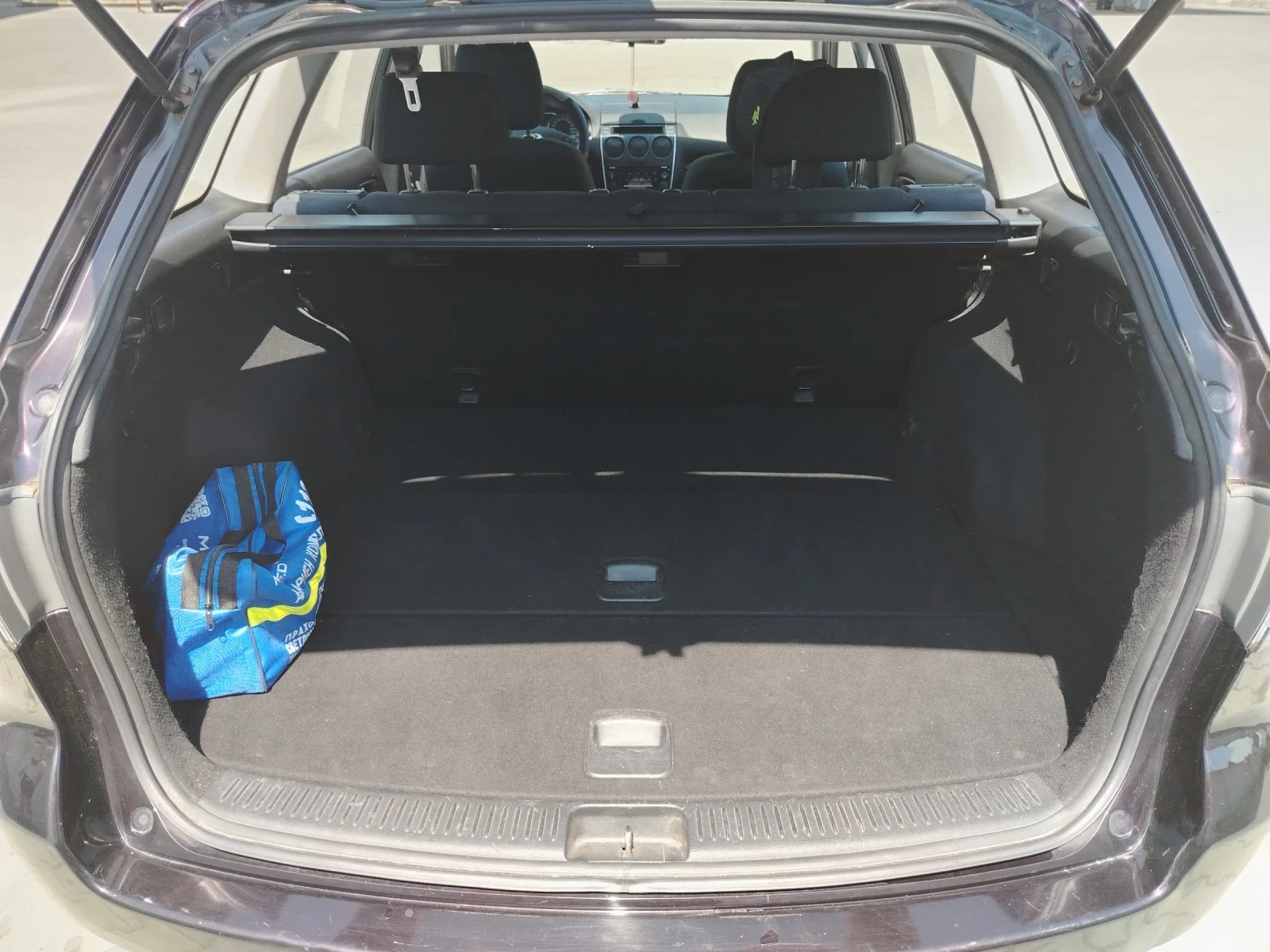 Mazda 6 2.0 DI, снимка 9 - Автомобили и джипове - 55326749