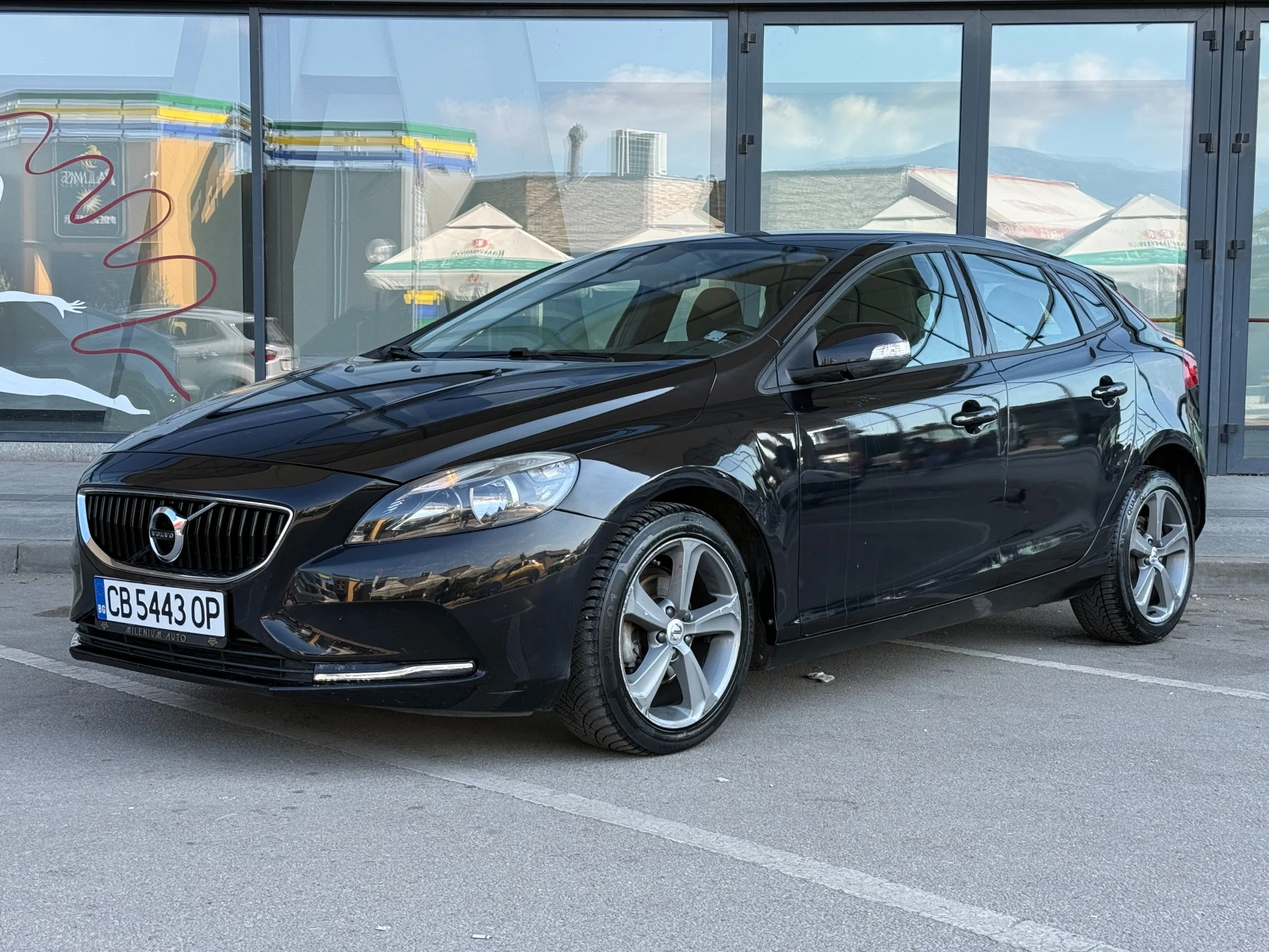 Volvo V40 6 МЕСЕЦА ГАРАНЦИЯ/2.0D 120к.с. 6 Скорости