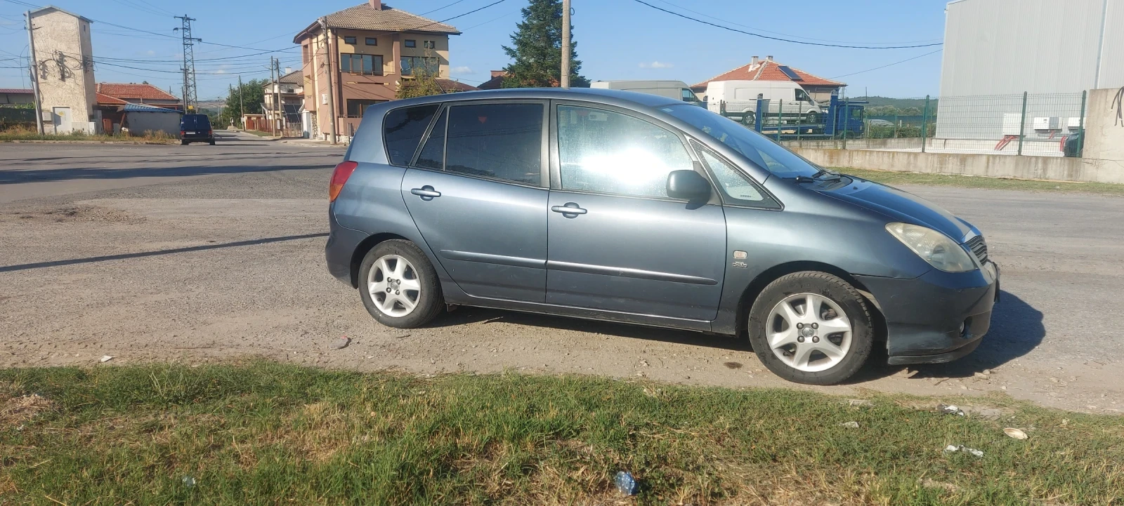 Toyota Corolla verso, снимка 2 - Автомобили и джипове - 55868135