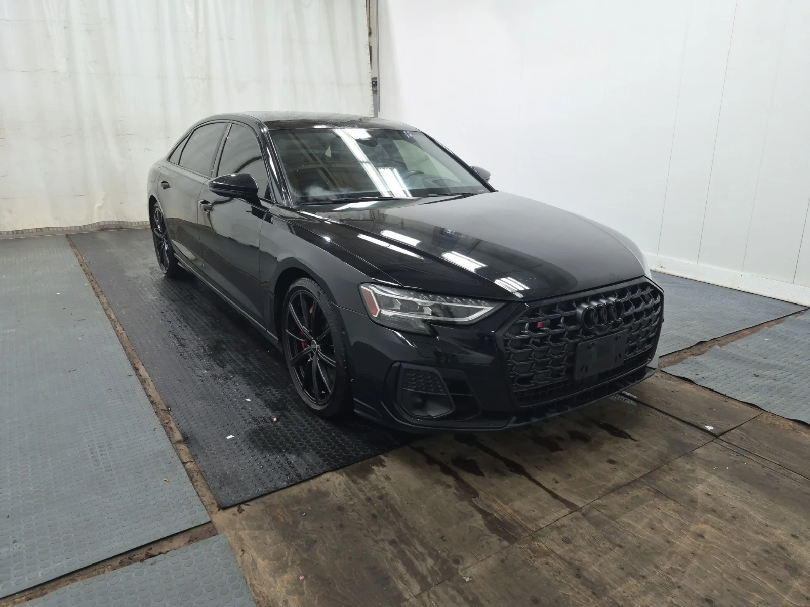 Audi S8 MATRIX* ДИСТРОНИК* ПАНО* BLACKED OUT, снимка 2 - Автомобили и джипове - 55929034
