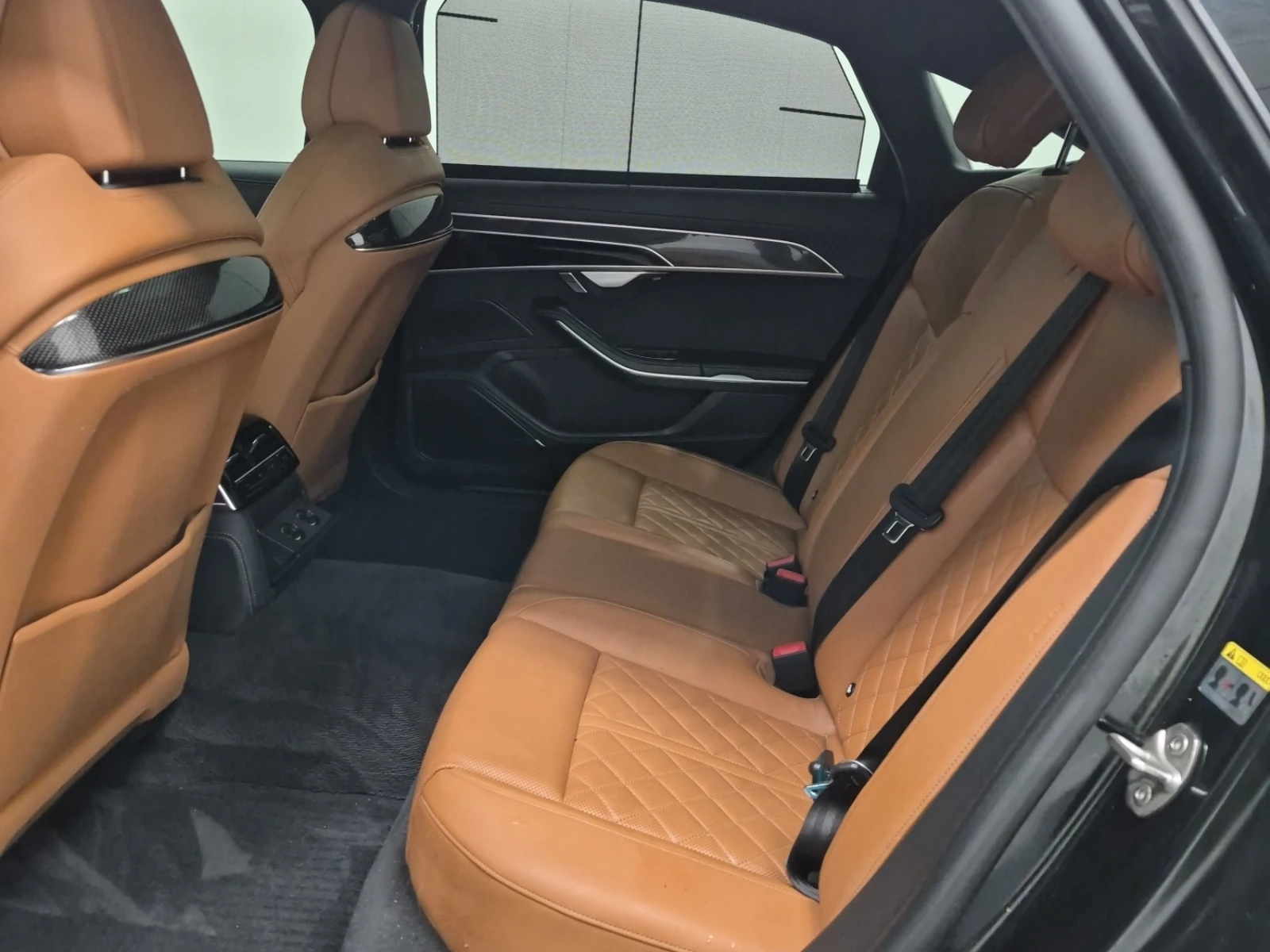 Audi S8 MATRIX* ДИСТРОНИК* ПАНО* BLACKED OUT, снимка 12 - Автомобили и джипове - 55929034