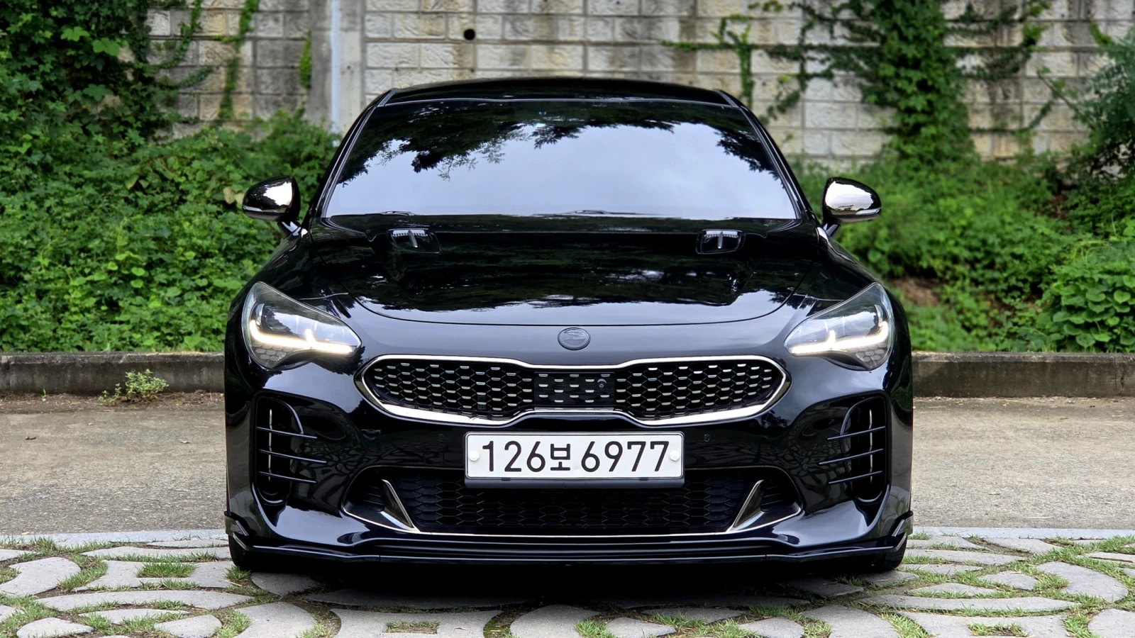 Kia Stinger 2019 3.3 GT RWD* AERO PACKAGE, снимка 3 - Автомобили и джипове - 56096231