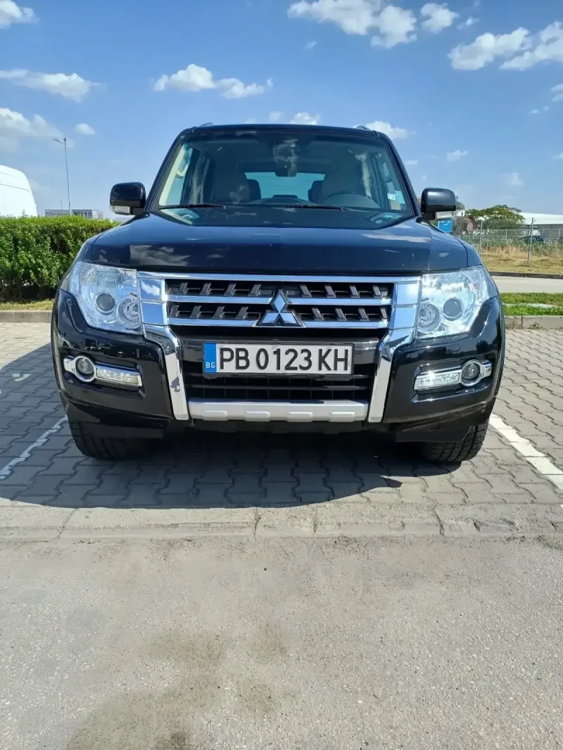 Mitsubishi Pajero 3.2 DI D, снимка 1 - Автомобили и джипове - 47115056