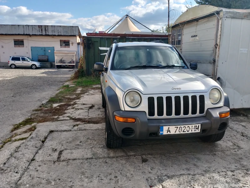 Jeep Cherokee, снимка 3 - Автомобили и джипове - 47621113