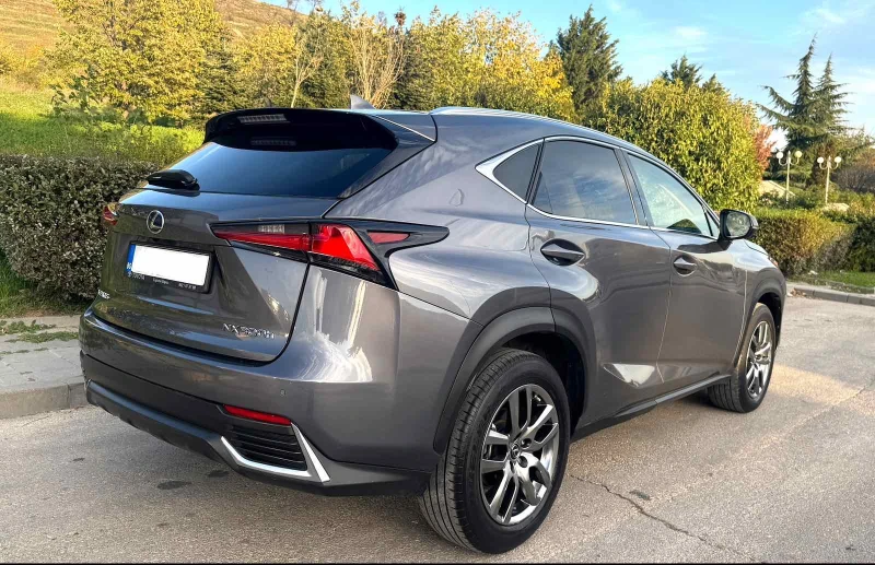 Lexus NX 300h E-FOUR AWD, EXECUTIVE PLUS, снимка 2 - Автомобили и джипове - 47943717