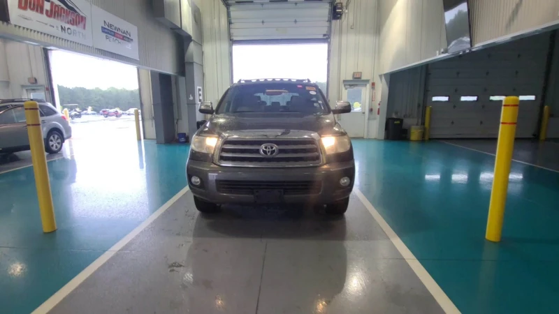 Toyota Sequoia 2013 Toyota Sequoia Limited БЕЗ РЪЖДА!!, снимка 1 - Автомобили и джипове - 47973944