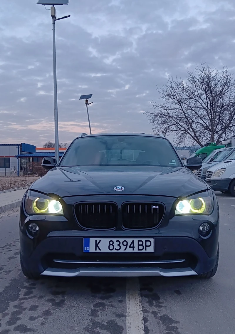 BMW X1 23XDRIVE 204 TwinTURBO/LED/NAVI/StartStop/Recaro, снимка 1 - Автомобили и джипове - 48144203