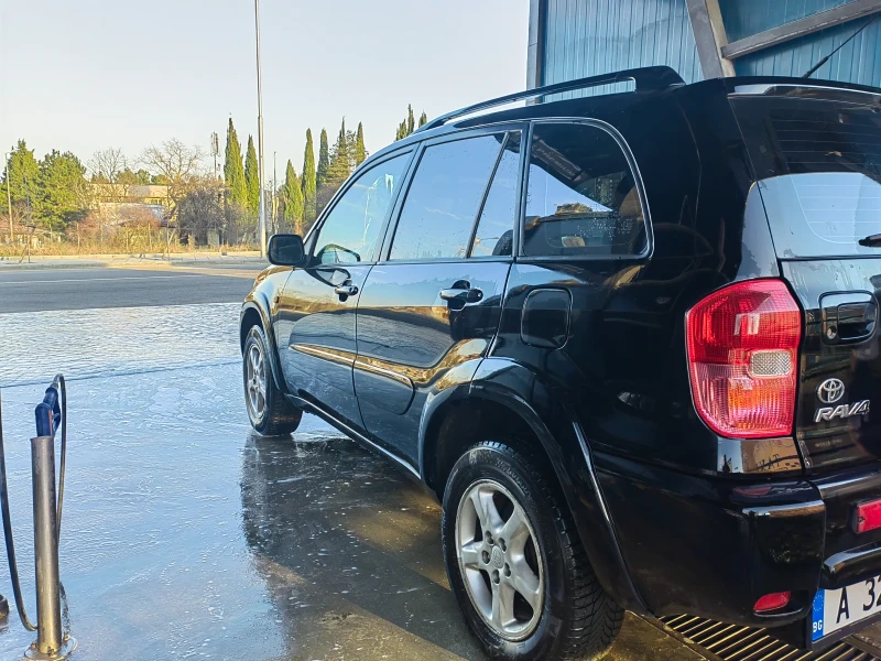 Toyota Rav4, снимка 9 - Автомобили и джипове - 48600049