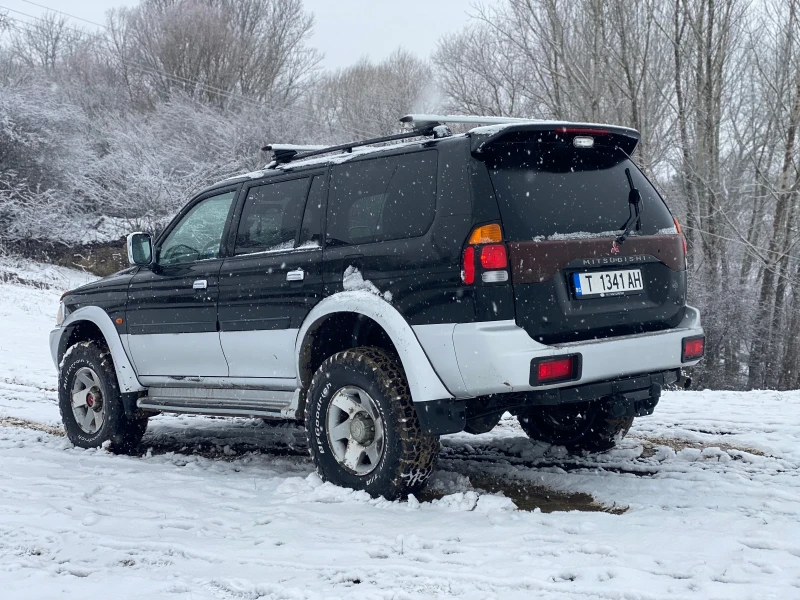 Mitsubishi Pajero sport 3.0 ГазИнж , снимка 7 - Автомобили и джипове - 48549468