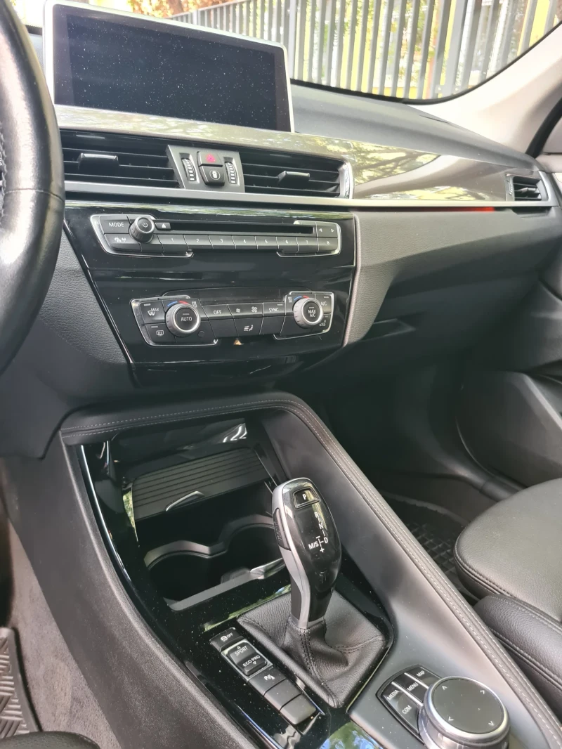 BMW X1, снимка 15 - Автомобили и джипове - 52096322