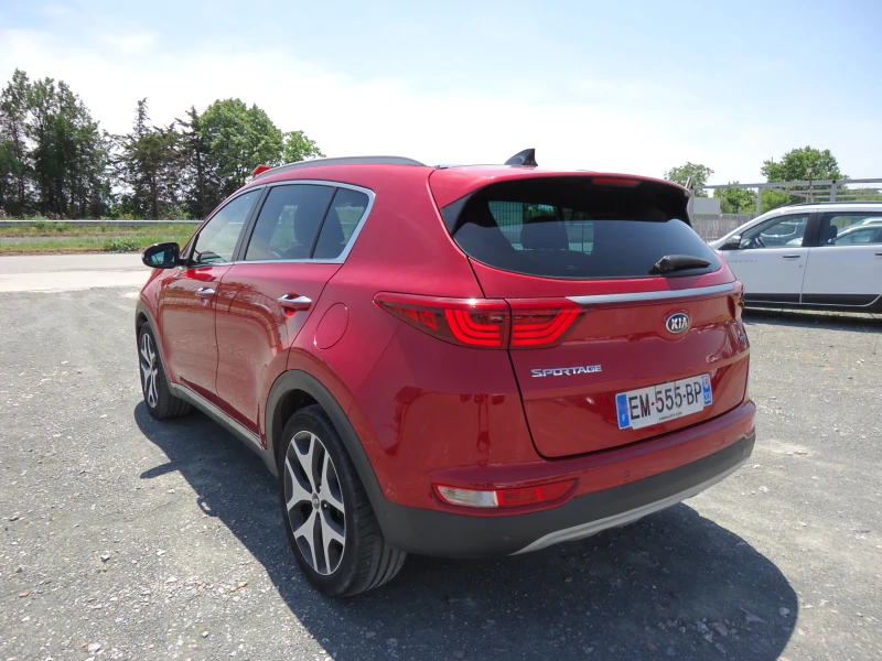 Kia Sportage GT Line АВТОМАТИК 1.7 GRDI, снимка 4 - Автомобили и джипове - 50400207