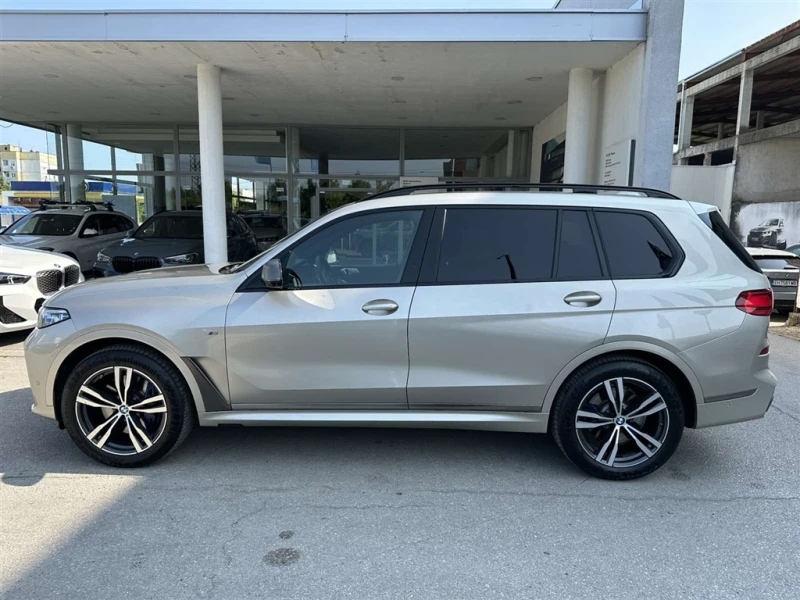 BMW X7 M50d, снимка 3 - Автомобили и джипове - 51564643