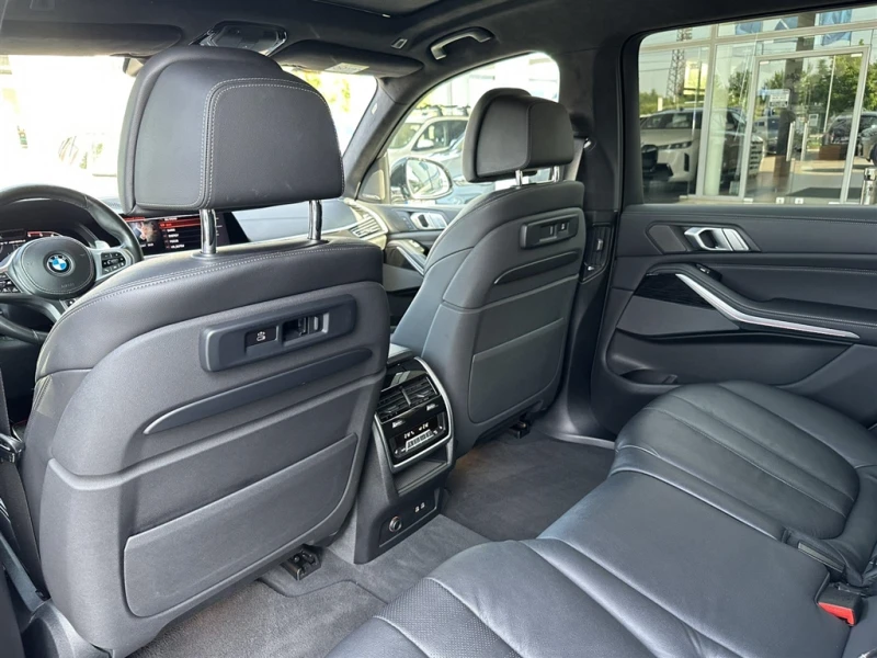 BMW X7 M50d, снимка 9 - Автомобили и джипове - 51564643