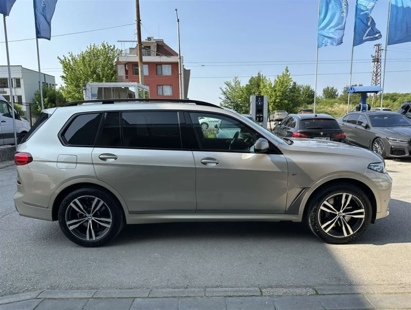 BMW X7 M50d, снимка 15 - Автомобили и джипове - 51564643