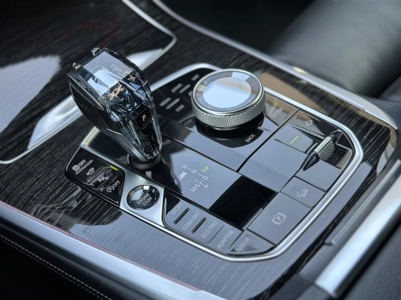 BMW X7 M50d, снимка 11 - Автомобили и джипове - 51564643