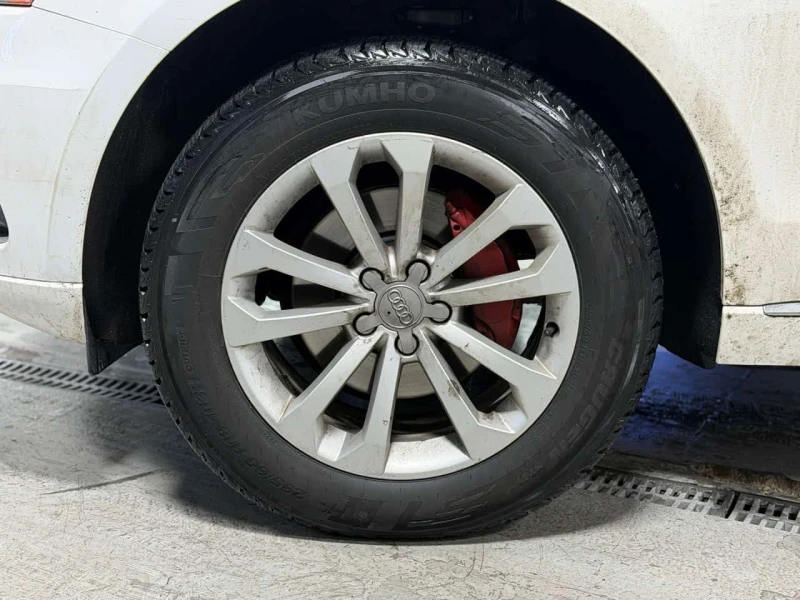 Audi Q5 * 2.0T Progressiv * CARFAX * ЦЕНА ДО БГ, снимка 6 - Автомобили и джипове - 53564303