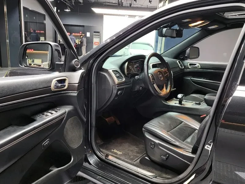 Jeep Cherokee 3.0 Diesel Limited - изображение 10