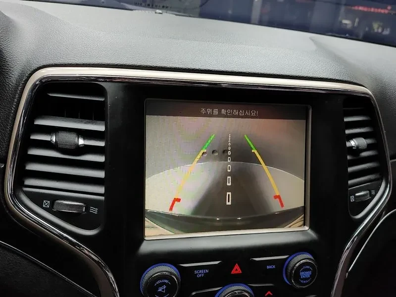 Jeep Cherokee 3.0 Diesel Limited, снимка 15 - Автомобили и джипове - 53591168