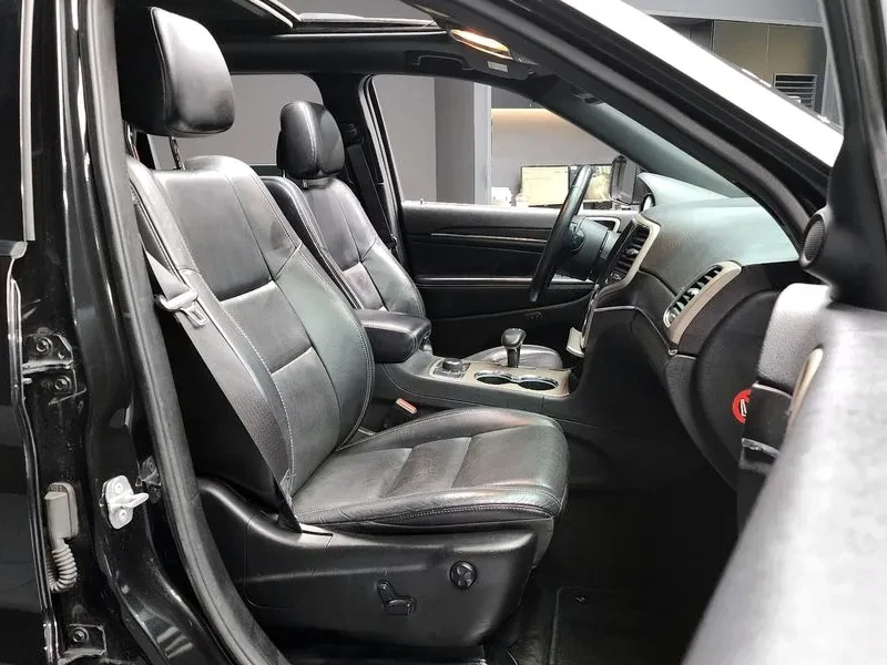 Jeep Cherokee 3.0 Diesel Limited, снимка 11 - Автомобили и джипове - 53591168